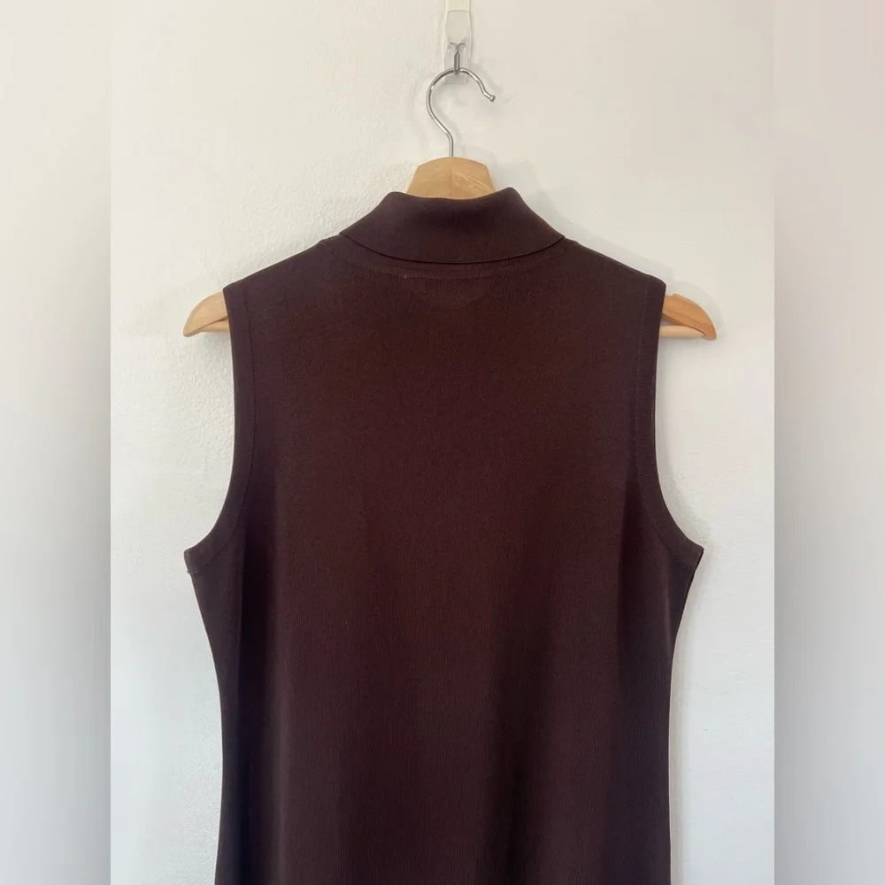 Misook exclusively sleeveless